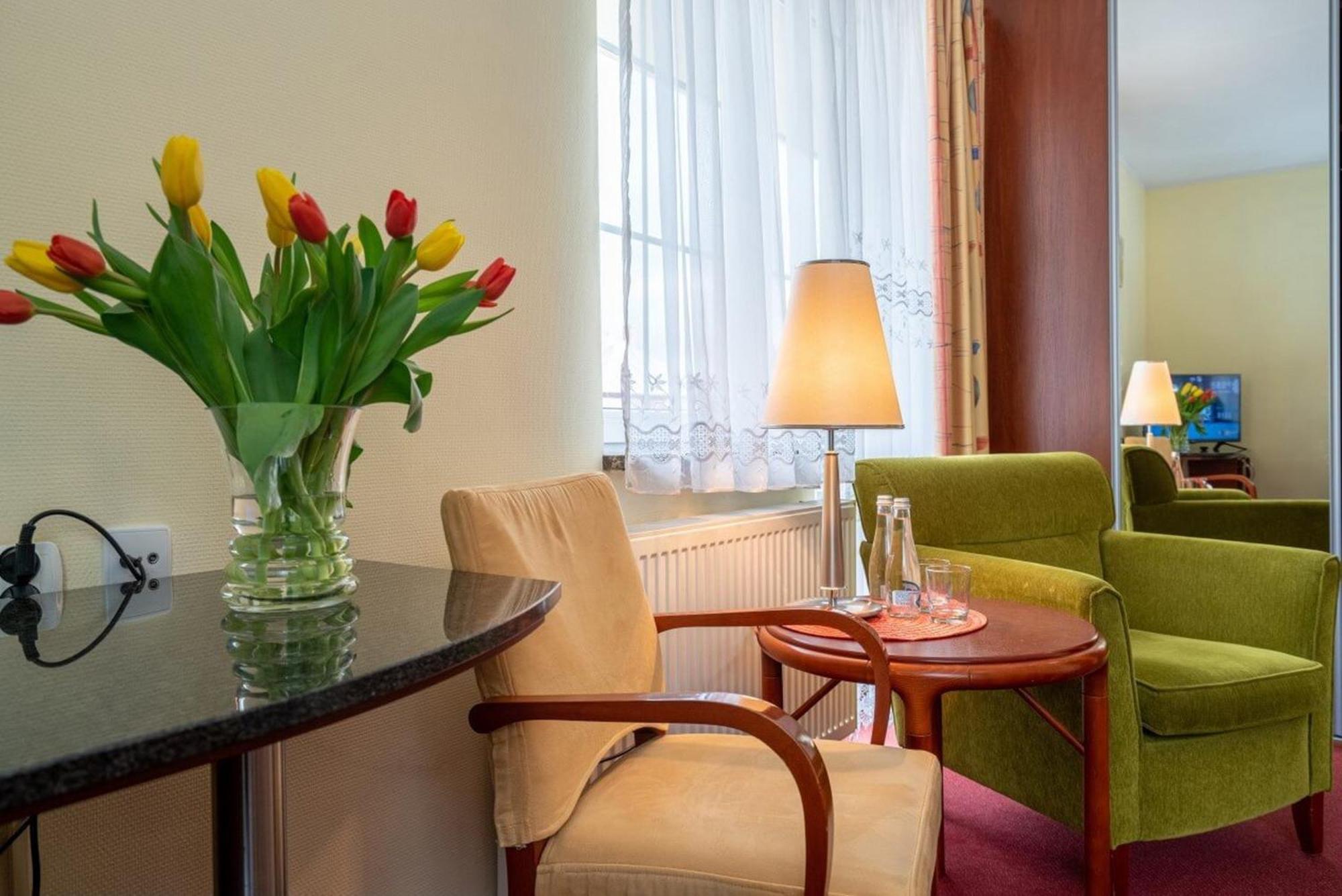 Double Room,1528516375:JPEG